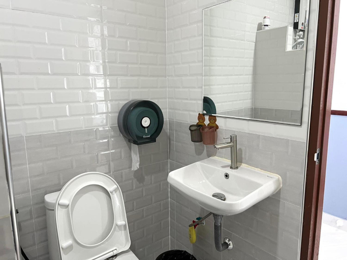 Bathroom 4, Baan Tip Su Kon, Pattaya