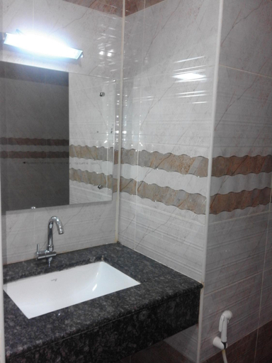 Bathroom, Hotel Shoven, Davanagere
