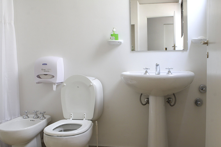 Bathroom 4, BA Stop Hotel House, Distrito Federal