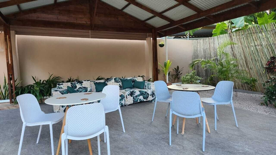 Food & Drinks 4, Green Self Catering Apartment