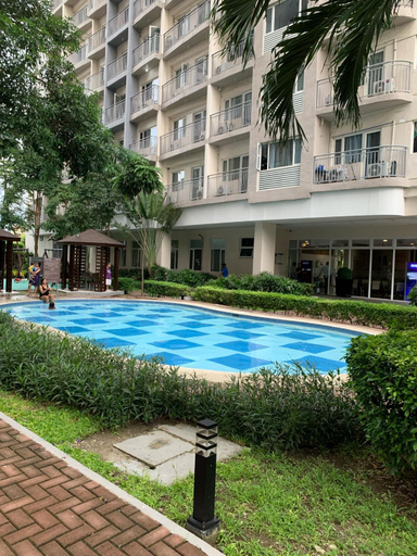 Swimming Pool 10