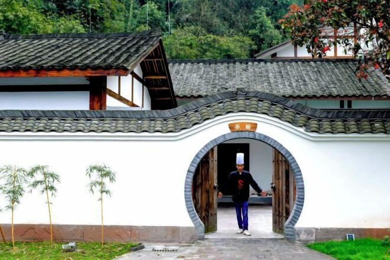 Exterior & Views 2, Mufu Leisure Mountian Resort, Leshan