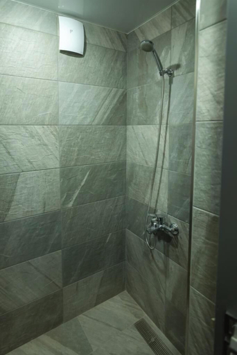 Bathroom 4, La Casa EmilioAngi, Yerevan