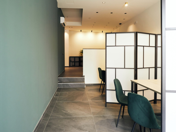 Others 5, HUB Rooms, Palermo