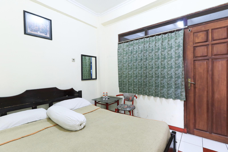 Bedroom 3, Lie Mas Hotel, Pasuruan