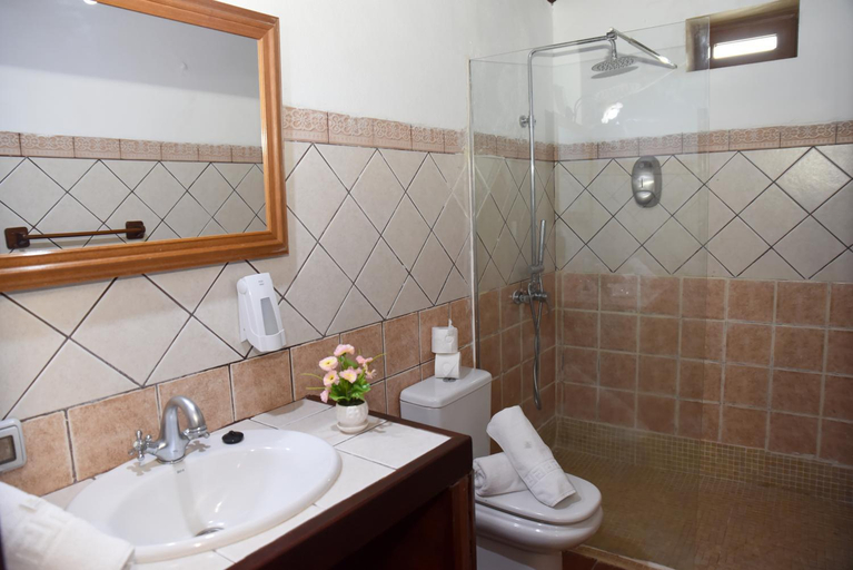 Bathroom 4, Hotel Rural Finca La Hacienda, Santa Cruz de Tenerife