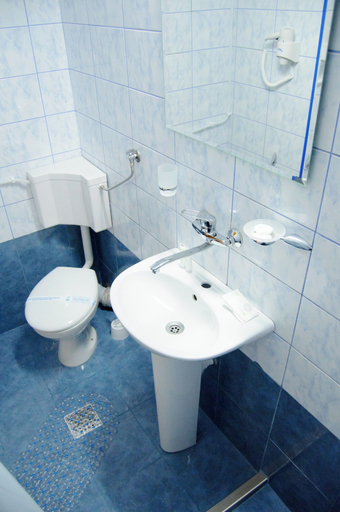 Bathroom 5, Hotel Doina, Constanta