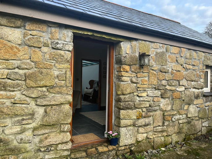 Exterior & Views, Farmhouse Annexe With Home-cooked Breakfast, Cornwall