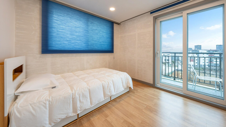 Bedroom 2, Donghae Hill Stay Pension, Donghae