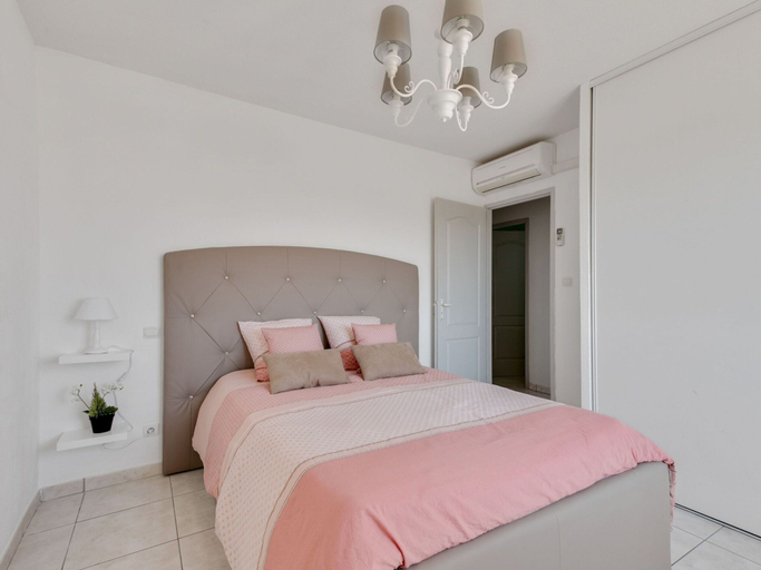 Room 3, Villa Escape Near Etang de Thau, Hérault