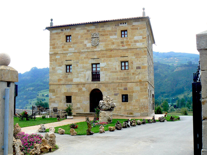 Others 4, Posada Ribera del Pas, Cantabria
