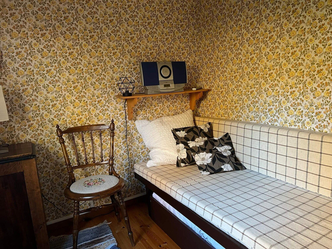 Room 5, 4 Person Holiday Home in Hillerstorp-by Traum, Gnosjö