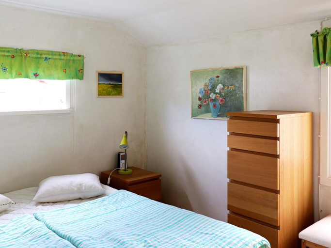 Room 5, 5 Person Holiday Home in Mellbystrand, Laholm