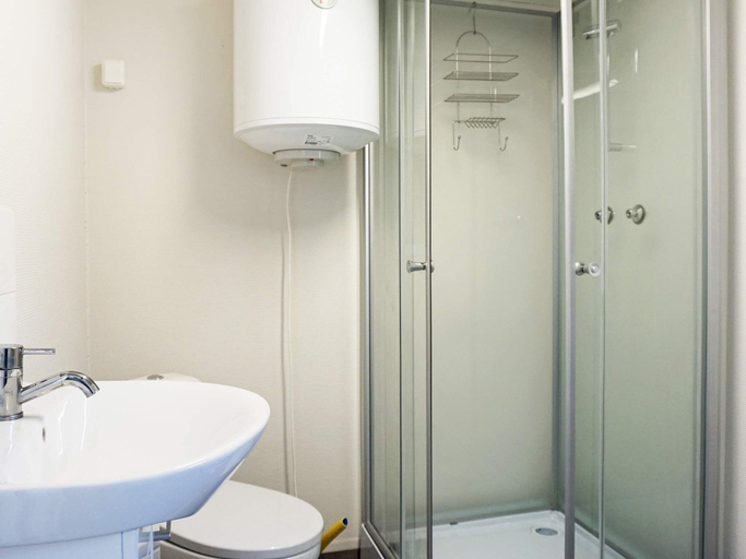 Bathroom, 4 Person Holiday Home in Stromstad, Strömstad