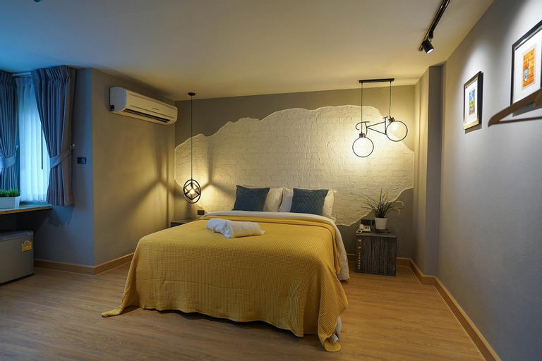 Bedroom 13