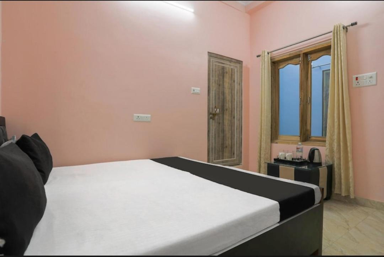 Bedroom 4, Blue Heaven Residance, Varanasi