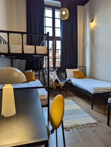 Bedroom 3, Rynek 30 Hostel, Środa Śląska