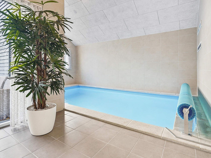 Pool 3, 5 Star Holiday Home in Vaeggerlose, Guldborgsund