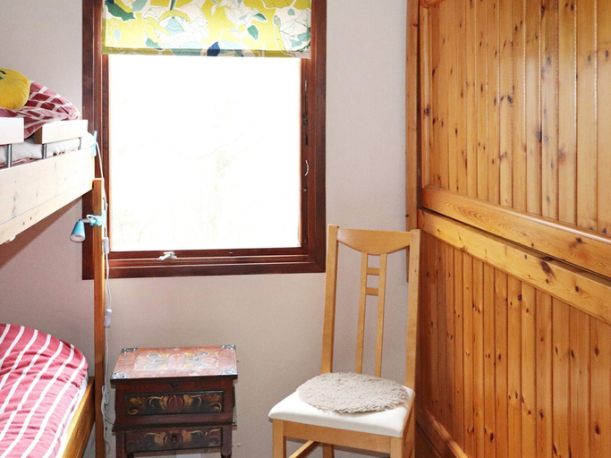 Room 4, 4 Star Holiday Home in Knared, Laholm