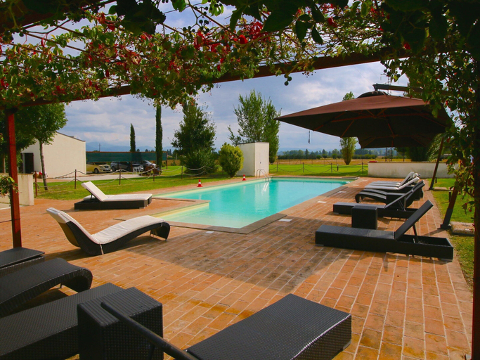 Pool 2, Belvilla by OYO Le Volte, Perugia