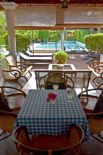 Food & Drinks 5, Ayubowan Guesthouse, Negombo