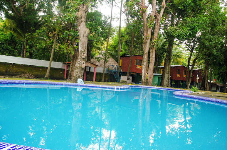 Sport & Beauty 4, Tropical Escape @ Sunzal Surf City, Tamanique