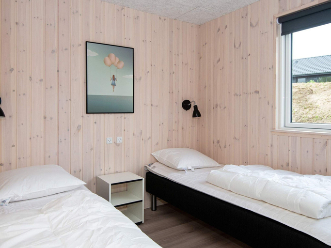 Room 5, Luxury Retreat in Mommark - By Traum Ferienwohnungen, Sønderborg