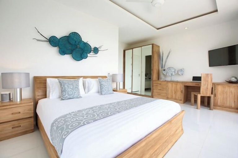 Others 3, Shades of Blue, Ko Samui