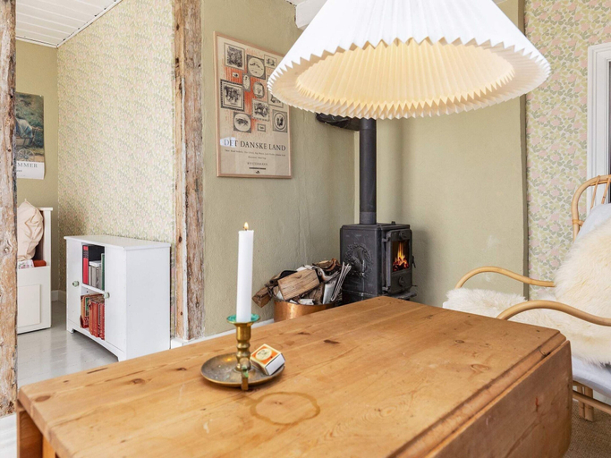Dining 5, 5 Person Holiday Home in Praesto, Vordingborg