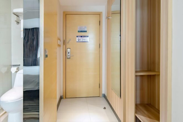 Others 5, Rongxing Convenient Hotel (Chengxiang Road Store), Baise