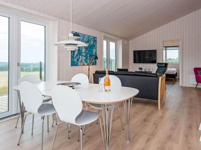 Dining 3, 8 Person Holiday Home in Glesborg, Norddjurs