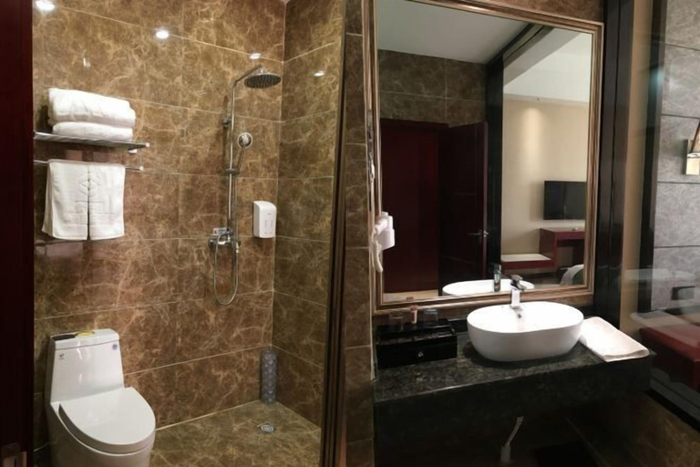 Bathroom 4, Suopurui International Hotel, Luohe