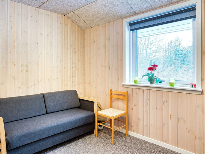 Living area, 10 Person Holiday Home in Farevejle, Odsherred