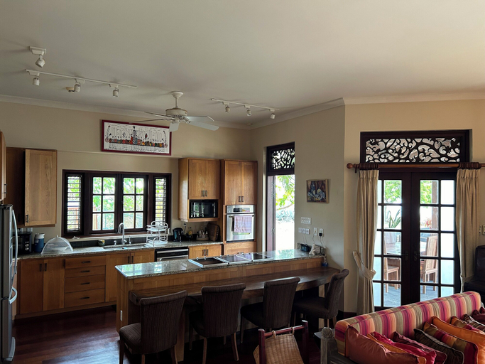 Private kitchen 5, Breezin Villa in Deans