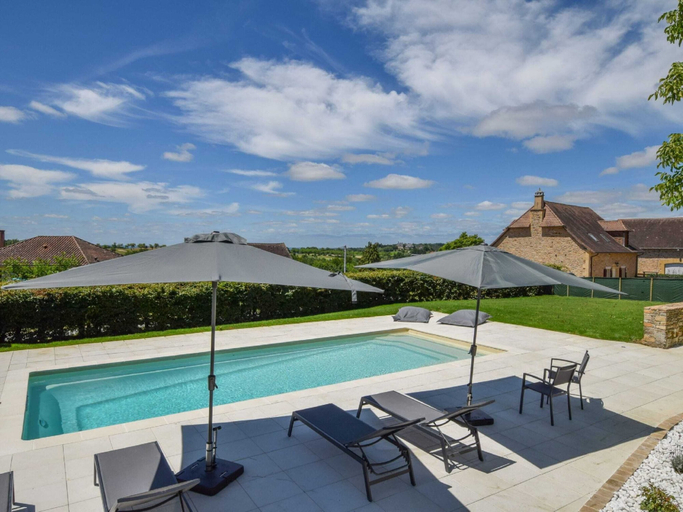 Pool 5, Hilltop Cottage With Pool, Dordogne