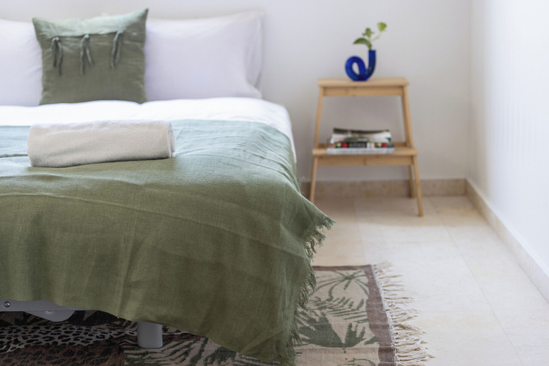 Room 3, Old North Green Oasis by Sea N' Rent