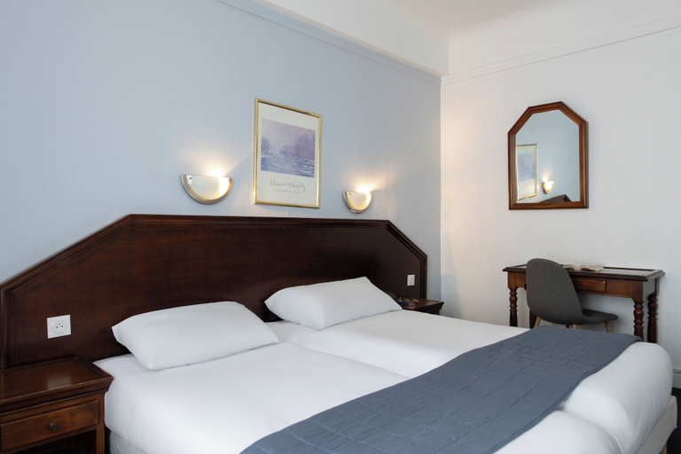 Bedroom 3, Hôtel Ambassadeur, Paris