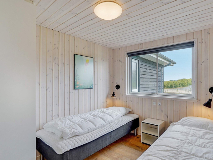 Room 5, 5 Star Holiday Home in Spottrup, Skive