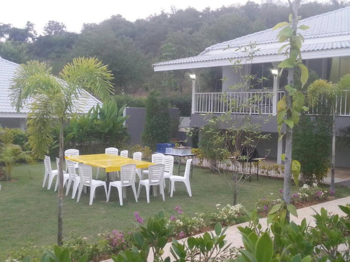 Food & Drinks 5, SANGG CHAN GARDEN, Kaeng Krachan
