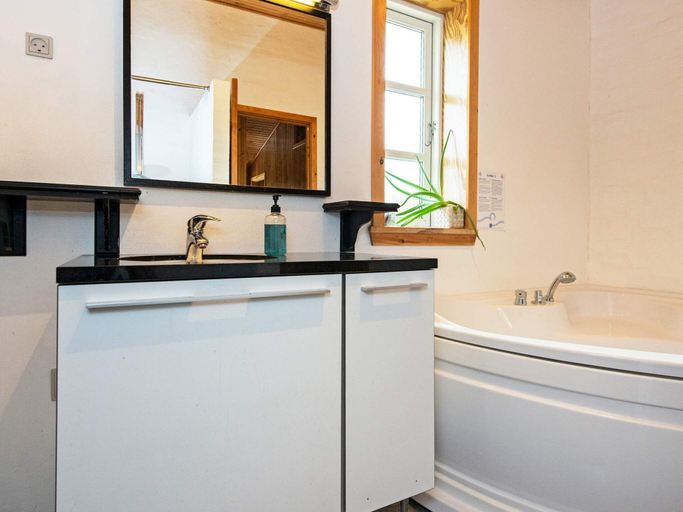 Bathroom 5, 6 Person Holiday Home in Kolind, Syddjurs
