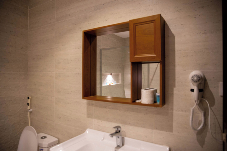 Bathroom 2, Chalet with private pool, Jeddah