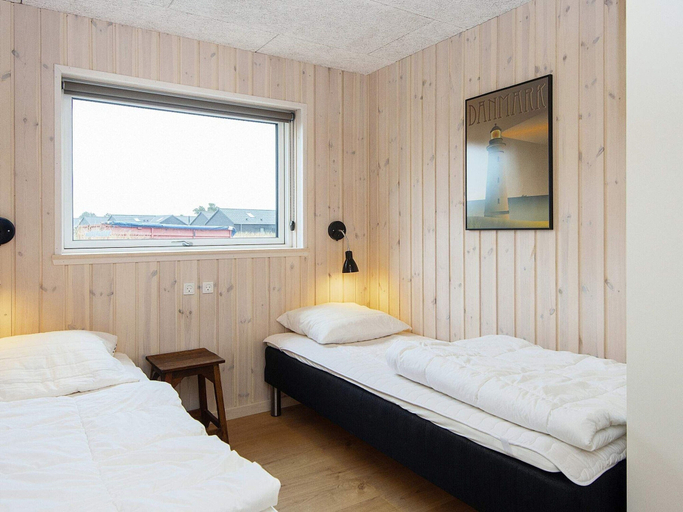 Room 4, 5 Star Holiday Home in Romo, Tønder
