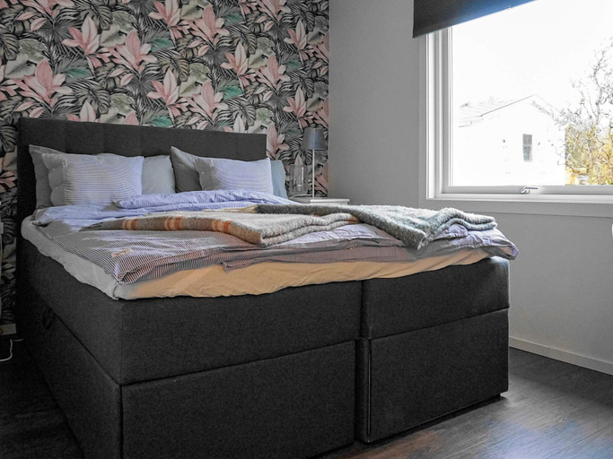 Room 5, 4 Star Holiday Home in Kallekarr, Tjörn