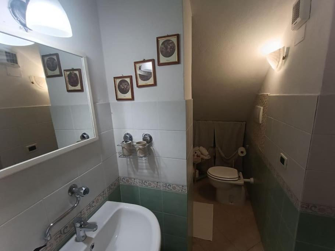 Bathroom, Appartamento Maria, Siena