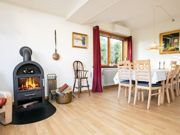 Dining 2, 10 Person Holiday Home in Albaek, Frederikshavn