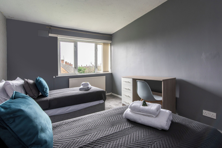 Others 5, Clamley Court, Halton