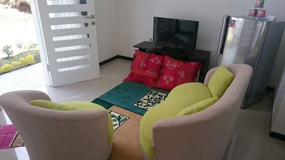 Others 5, Villa Frengky Batu, Malang