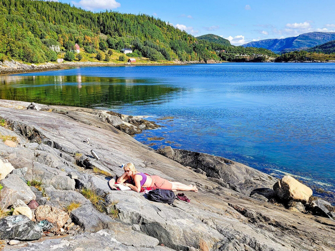Room 4, 5 Person Holiday Home in Naustbukta, Nærøy