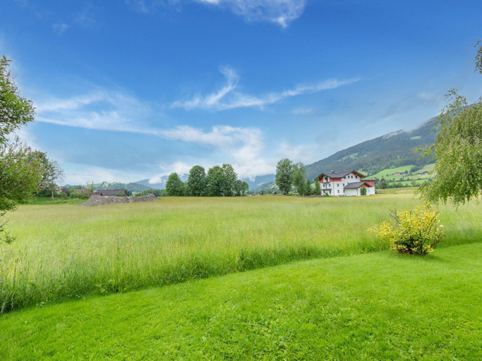 Others 2, Apartment With E-charging Station, Sankt Johann im Pongau