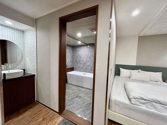 Bedroom 2, Gyeongju Terminal Branch Series hotel, Gyeongju